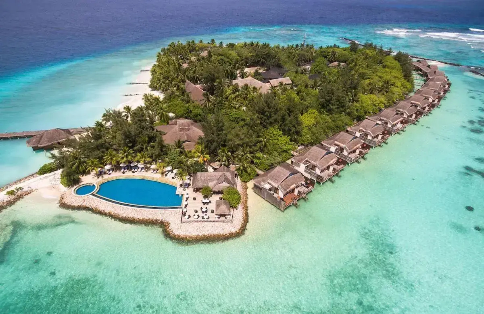 Спа-курорт Taj Coral Reef