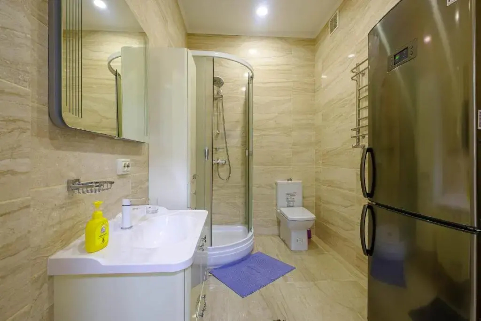Lotos Apartments