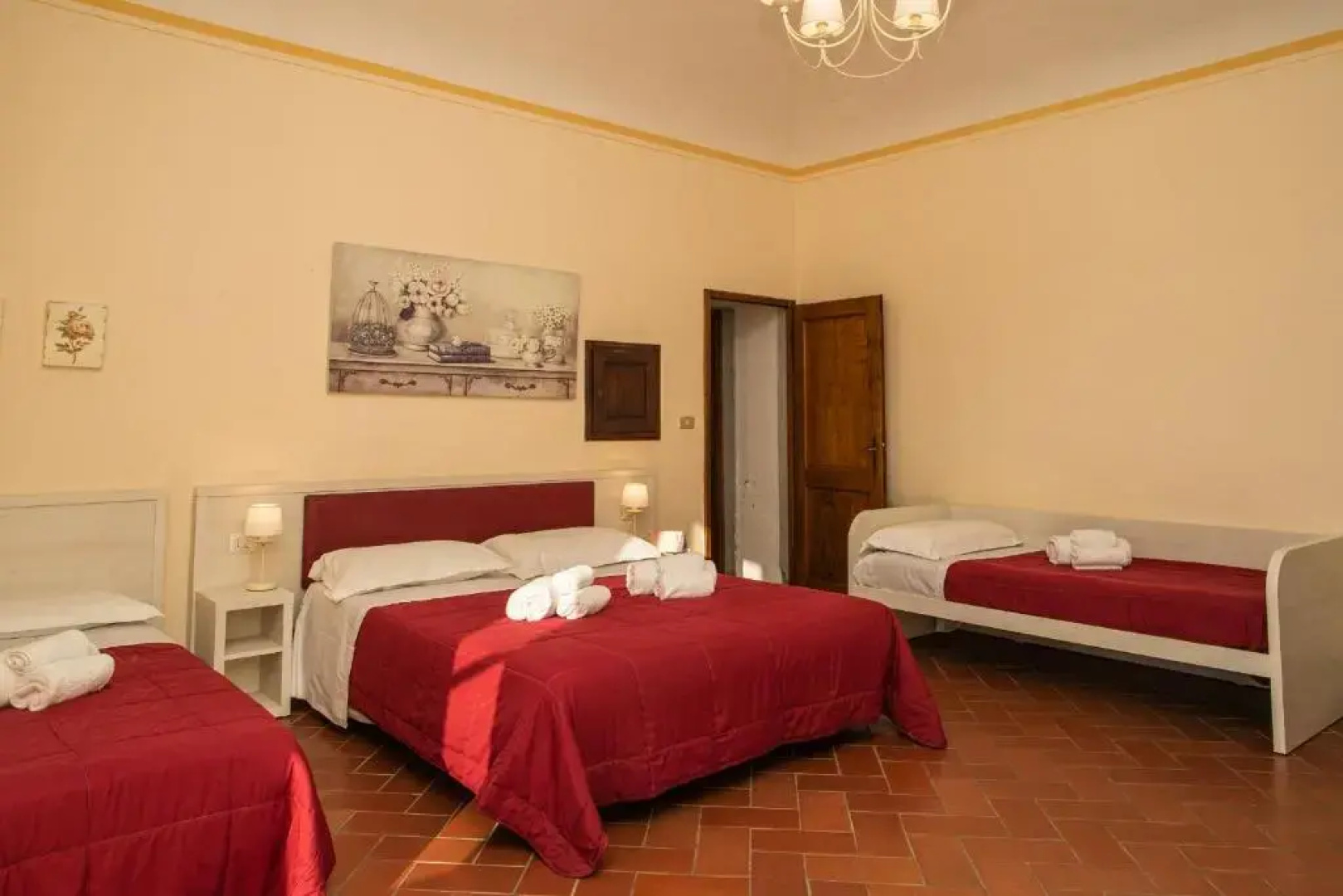 Villa Norcenni Aparthotel