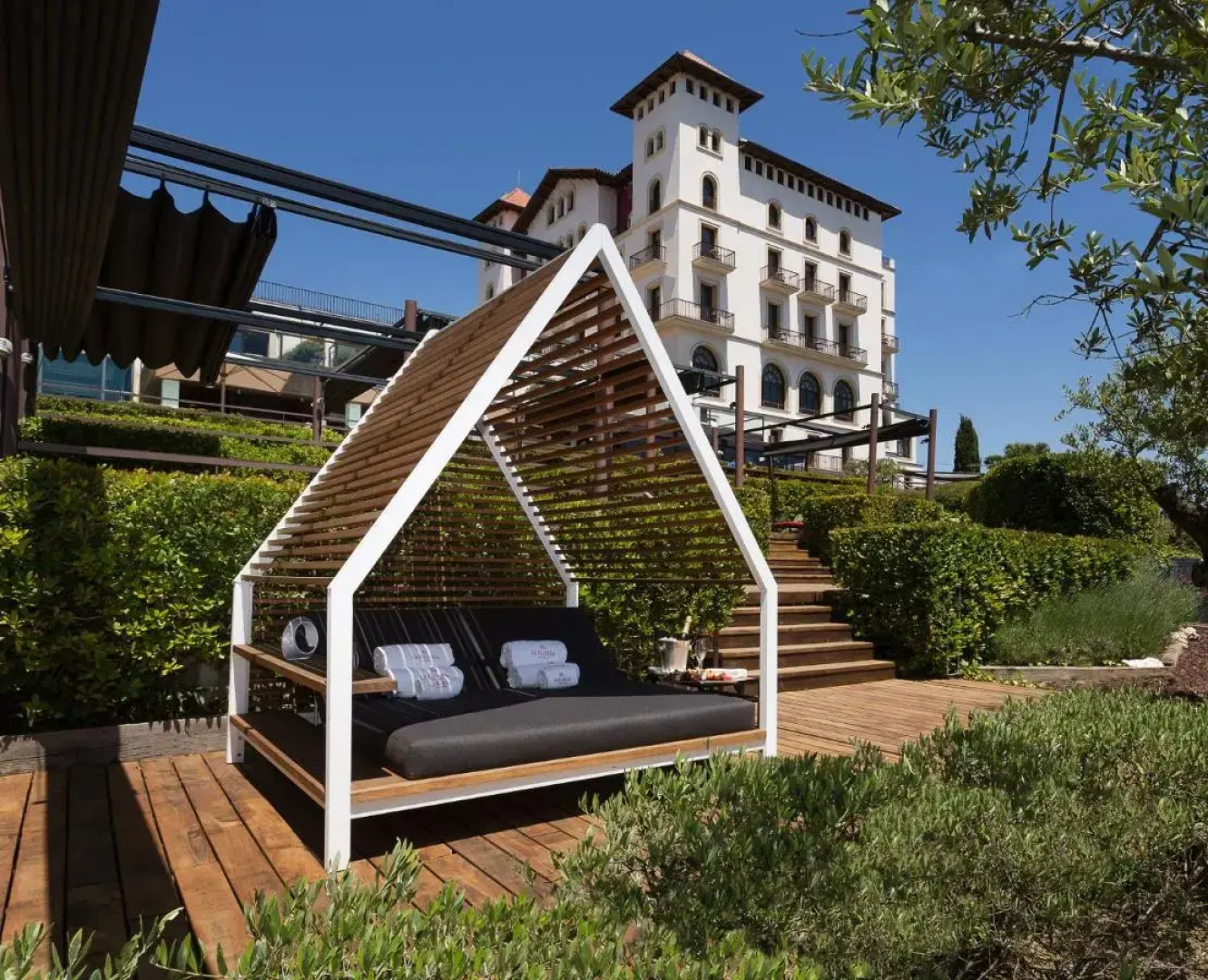 METT Barcelona GL – A Leading Hotel of the World