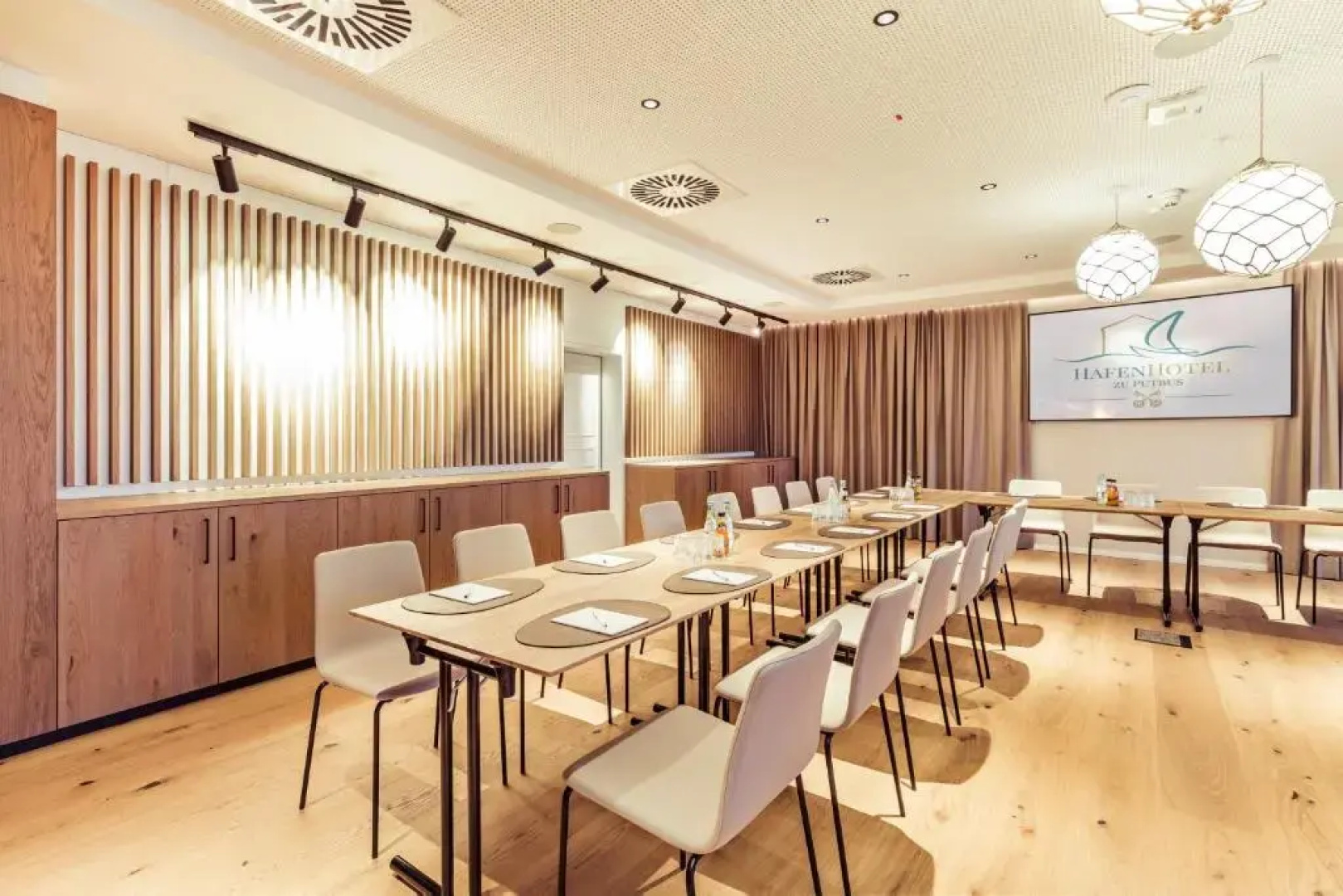Отель Hafenhotel zu Putbus