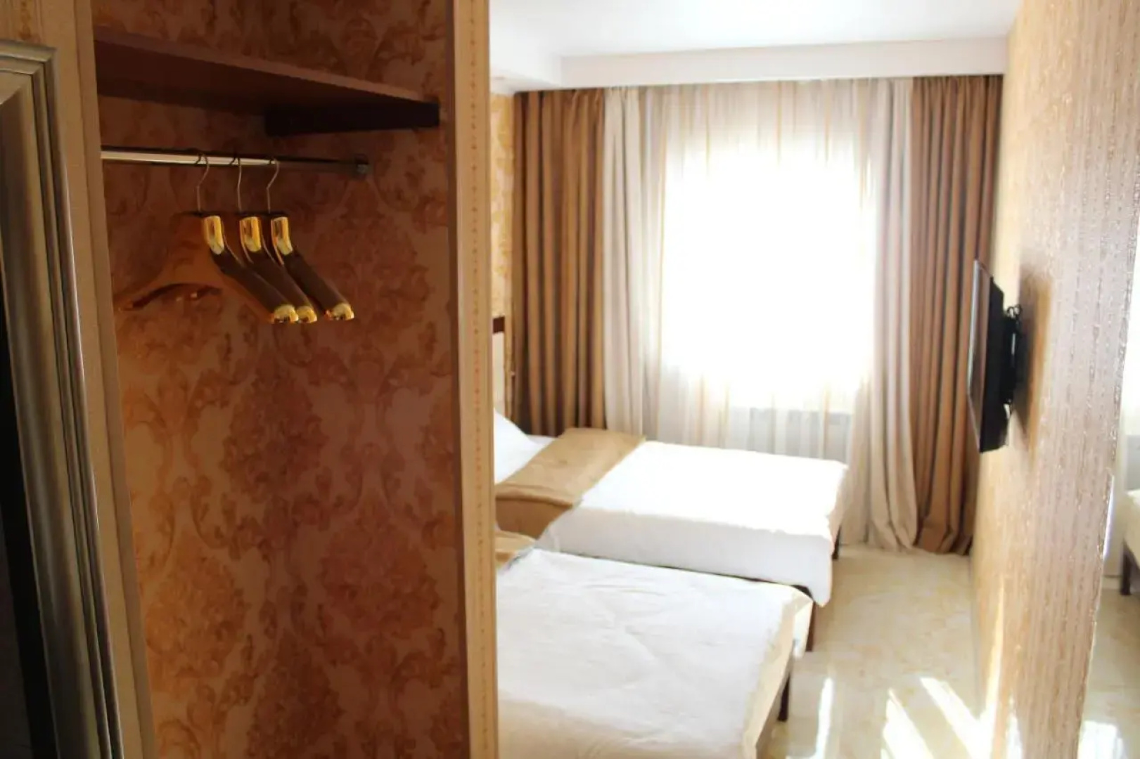 Kot Mini Hotel