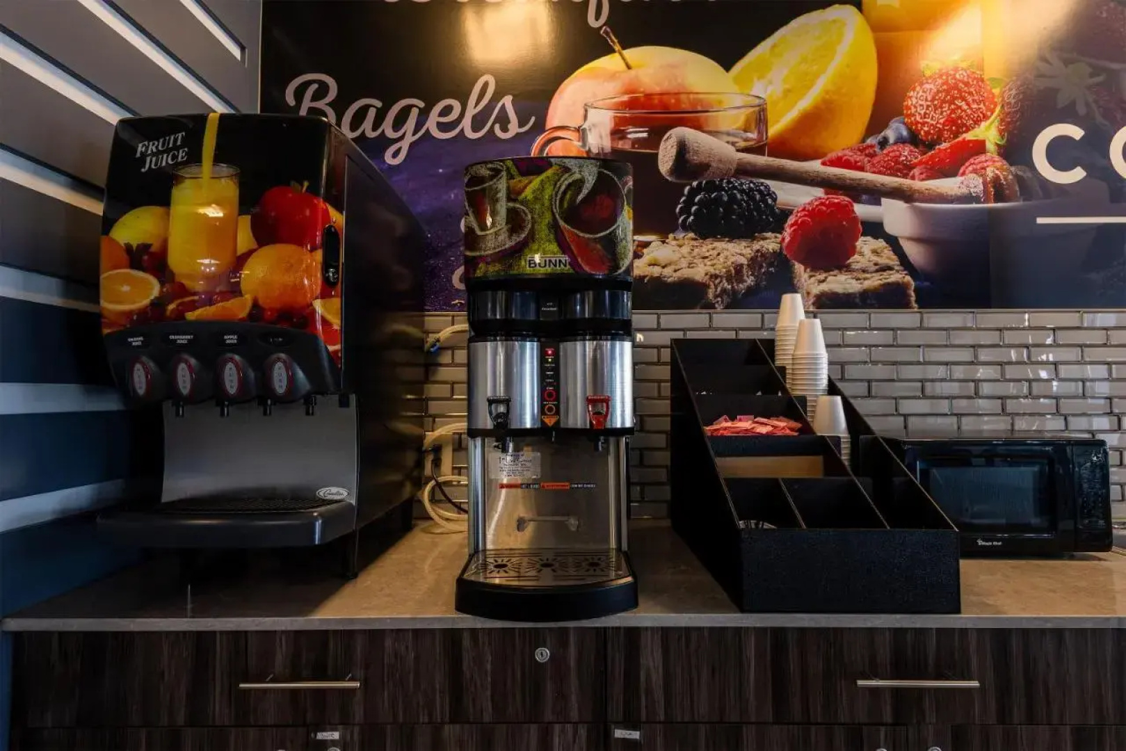 Coratel Inn and Suites By Jasper Saint Paul Minneapolis Inver Grove Heights.