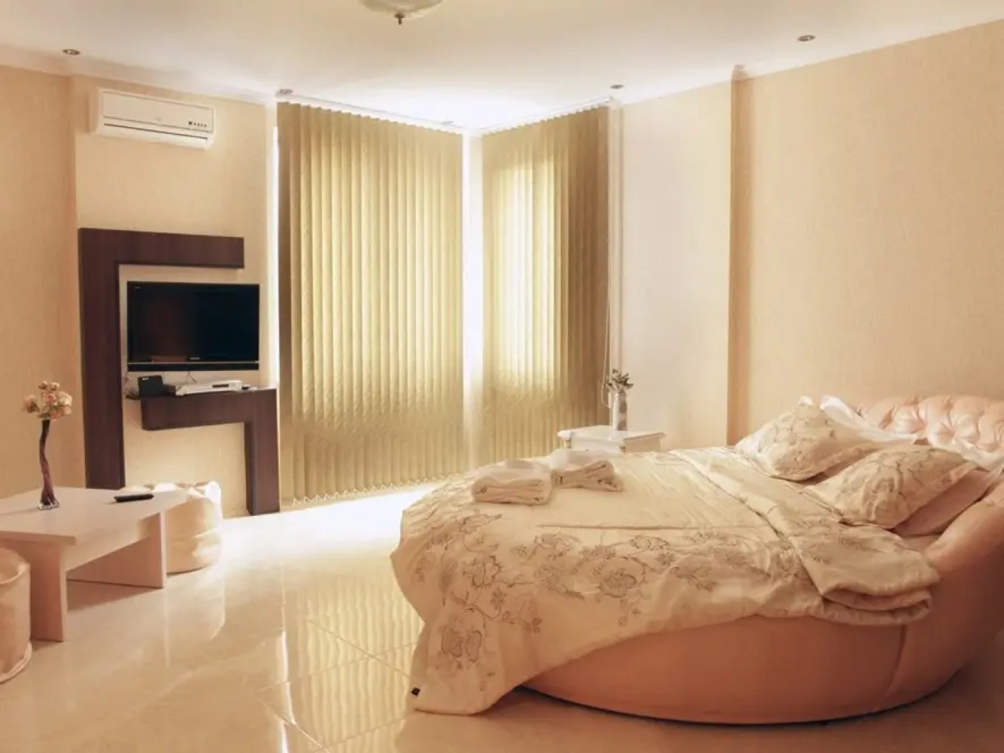 Apartments Chudo Ostrov