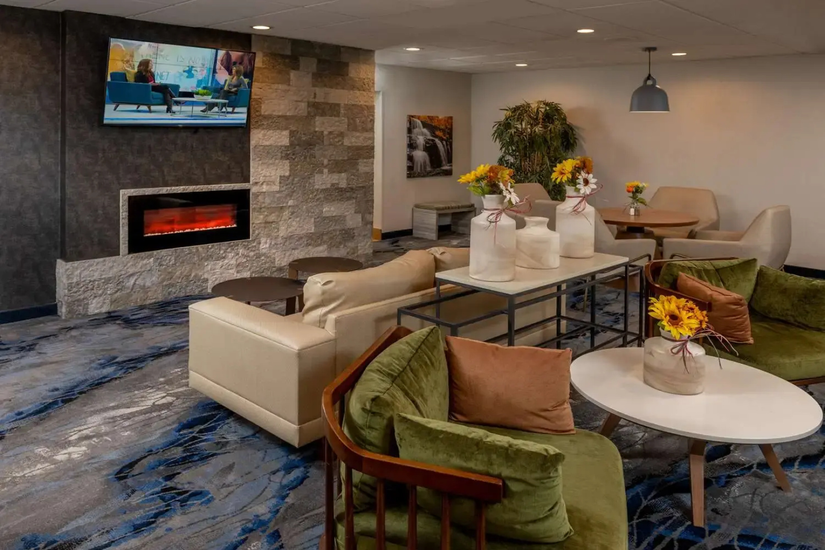 Best Western Plus Hotel Beckley Inn