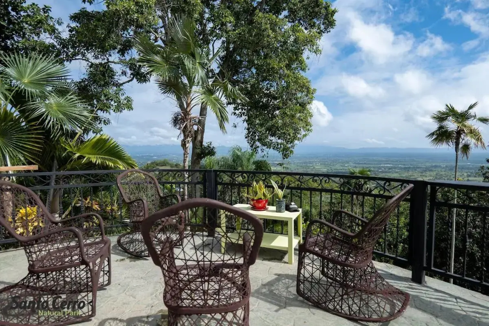 Hotel Santo Cerro Natural Park