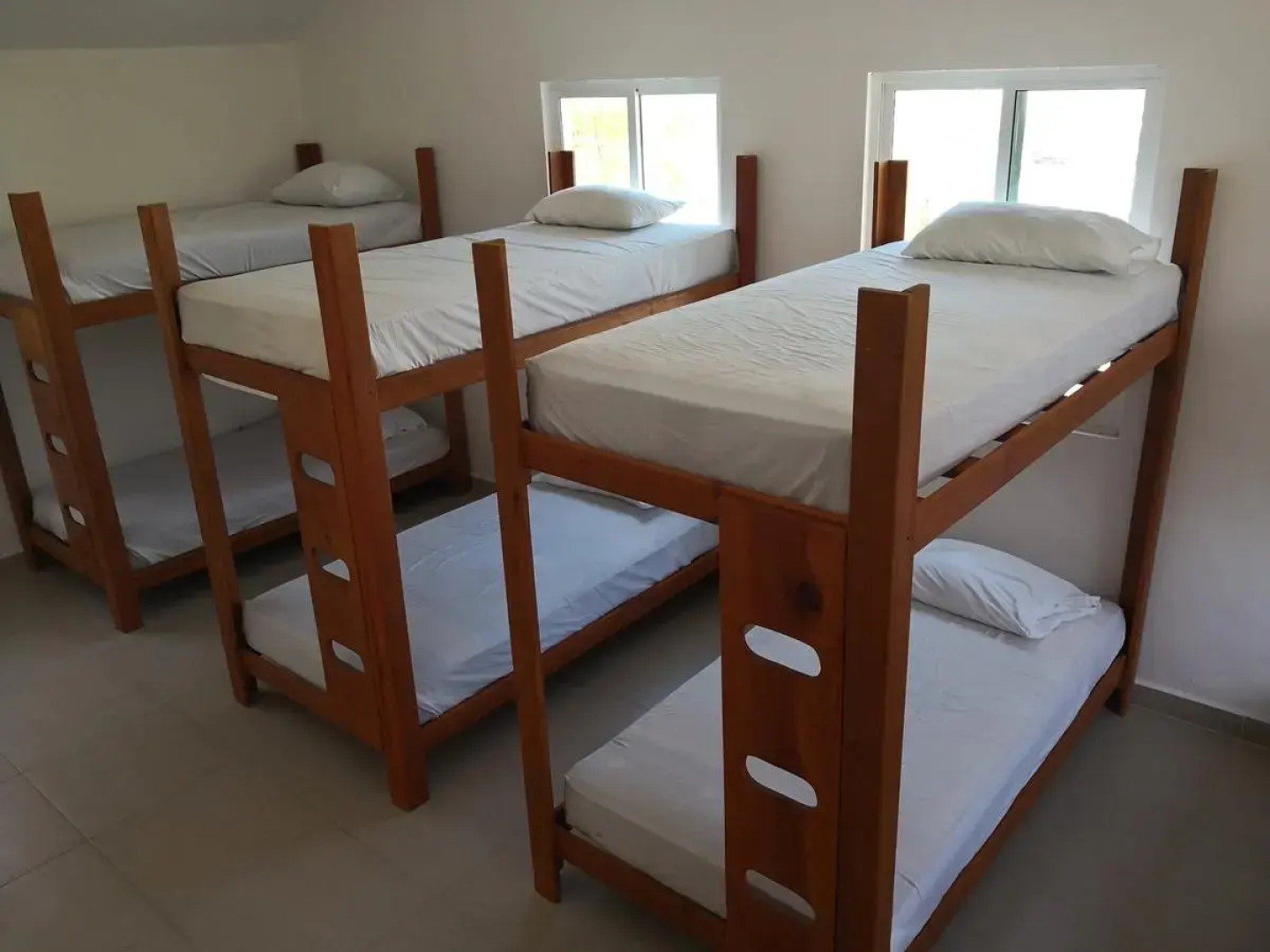 Hostel Punta Sam