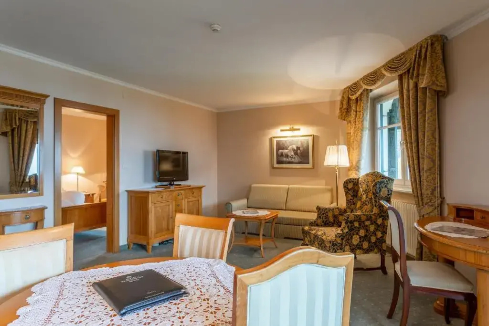 Bemelmans Post Hotel