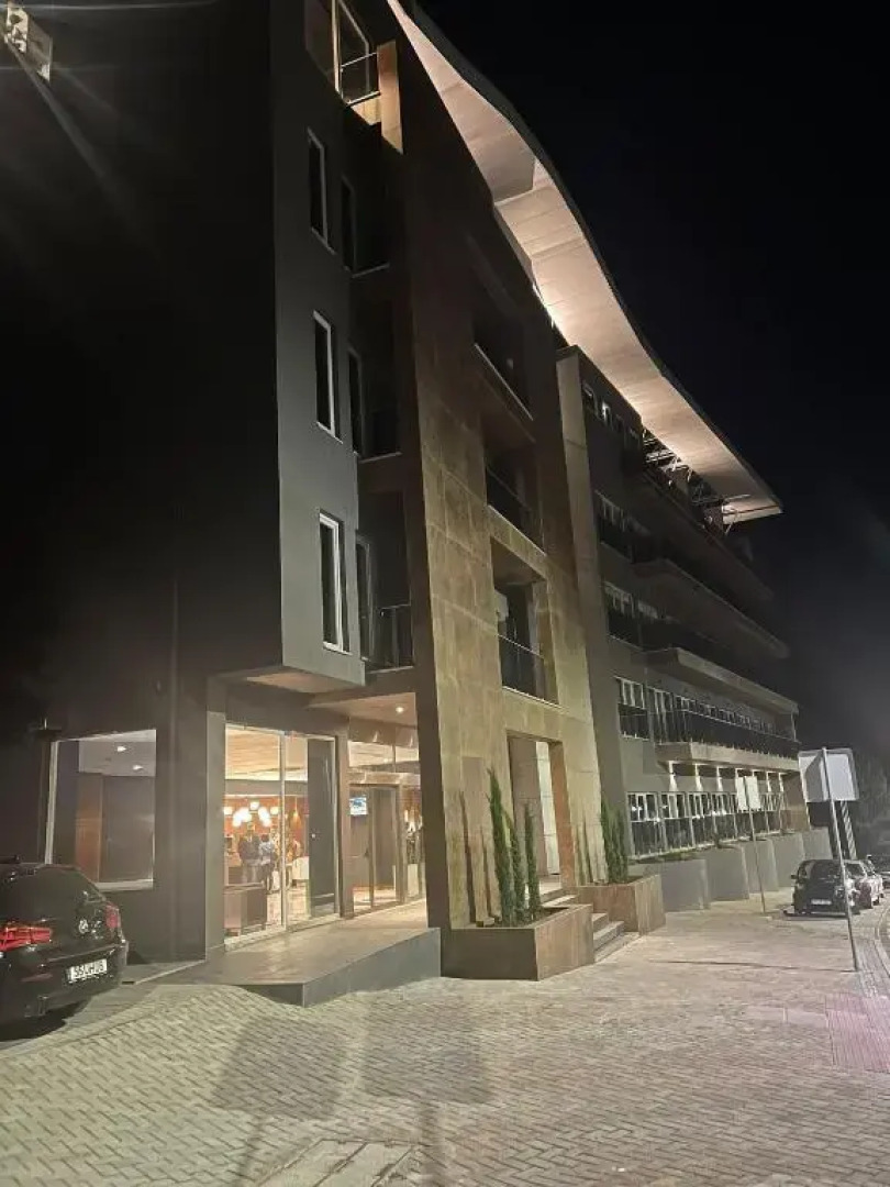 Отель Versatile