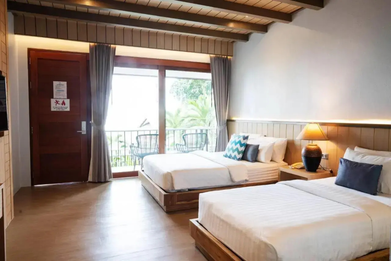 Coral Cliff Beach Resort Samui