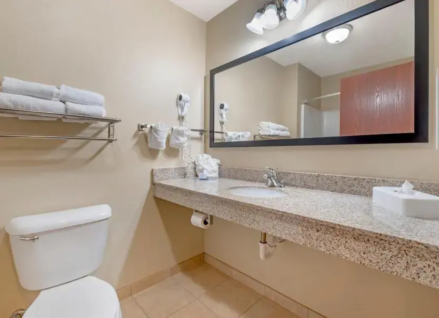 Red Roof Inn Charlestown