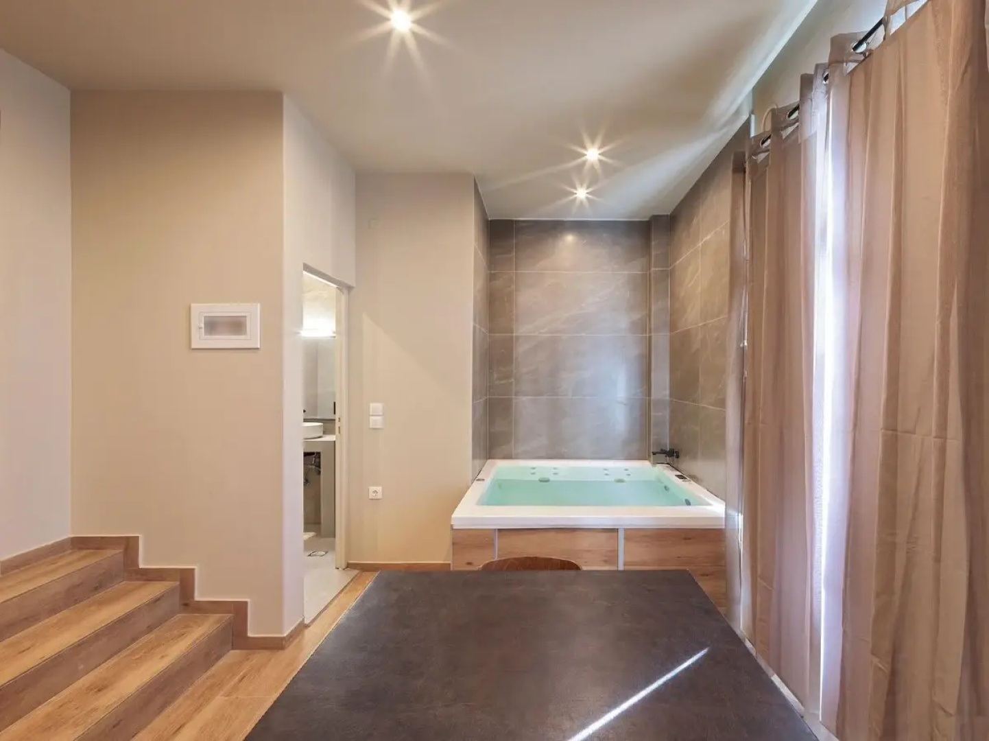 White Hills Suites Spa