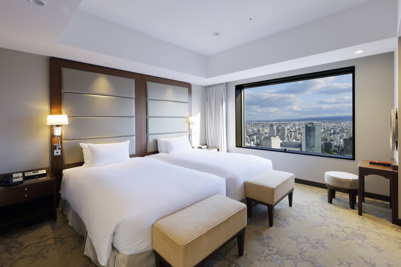 Отель JR Tower Nikko Sapporo