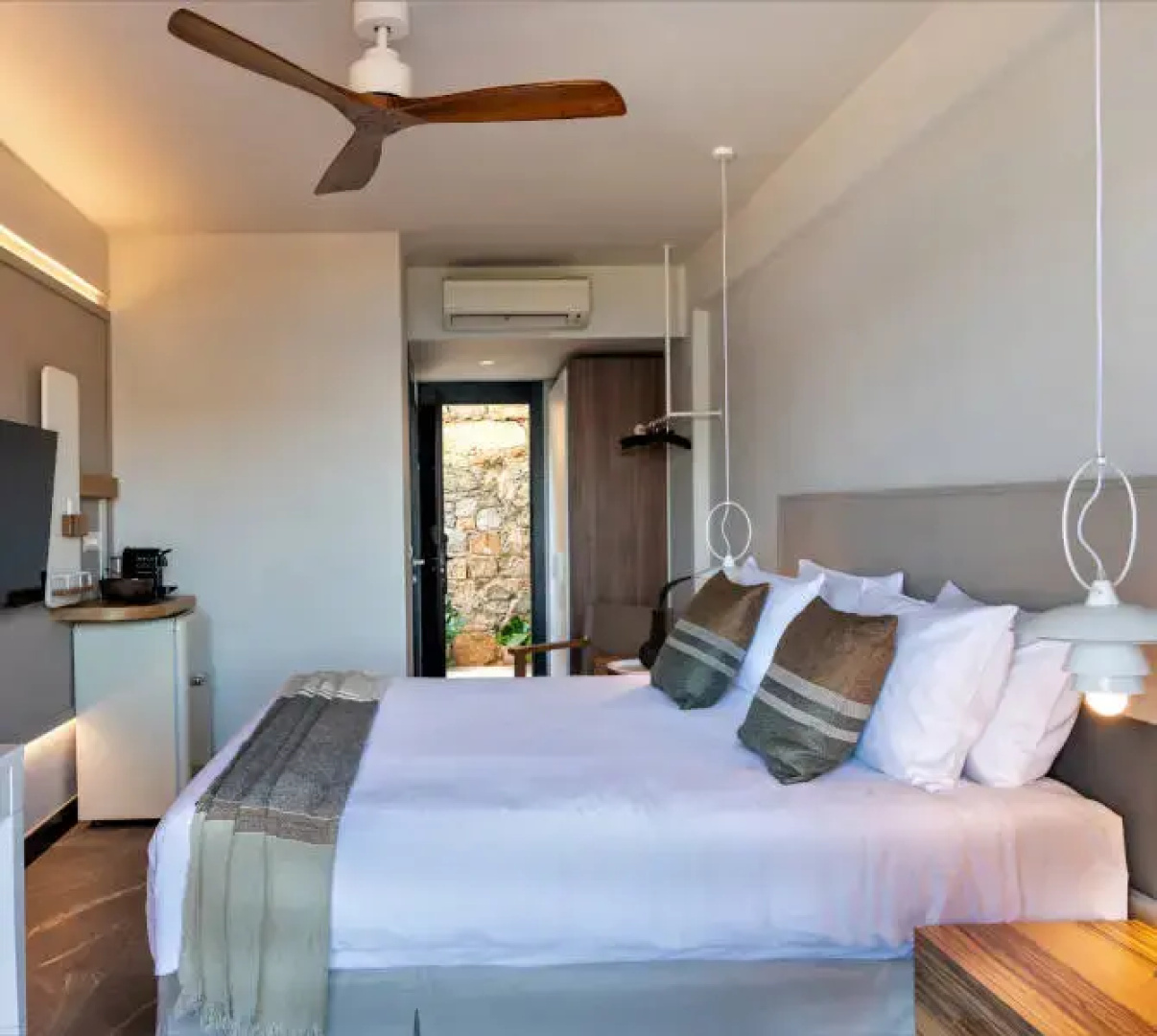 Отель Domes Aulus Elounda Curio Collection by Hilton