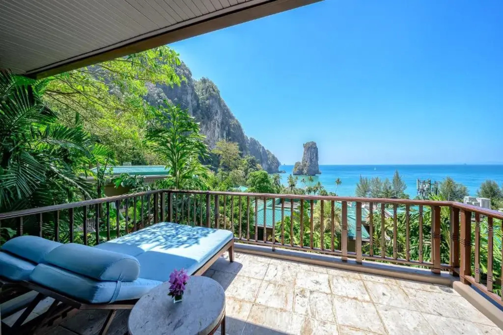 Отель Centara Grand Beach Resort and Villas Krabi