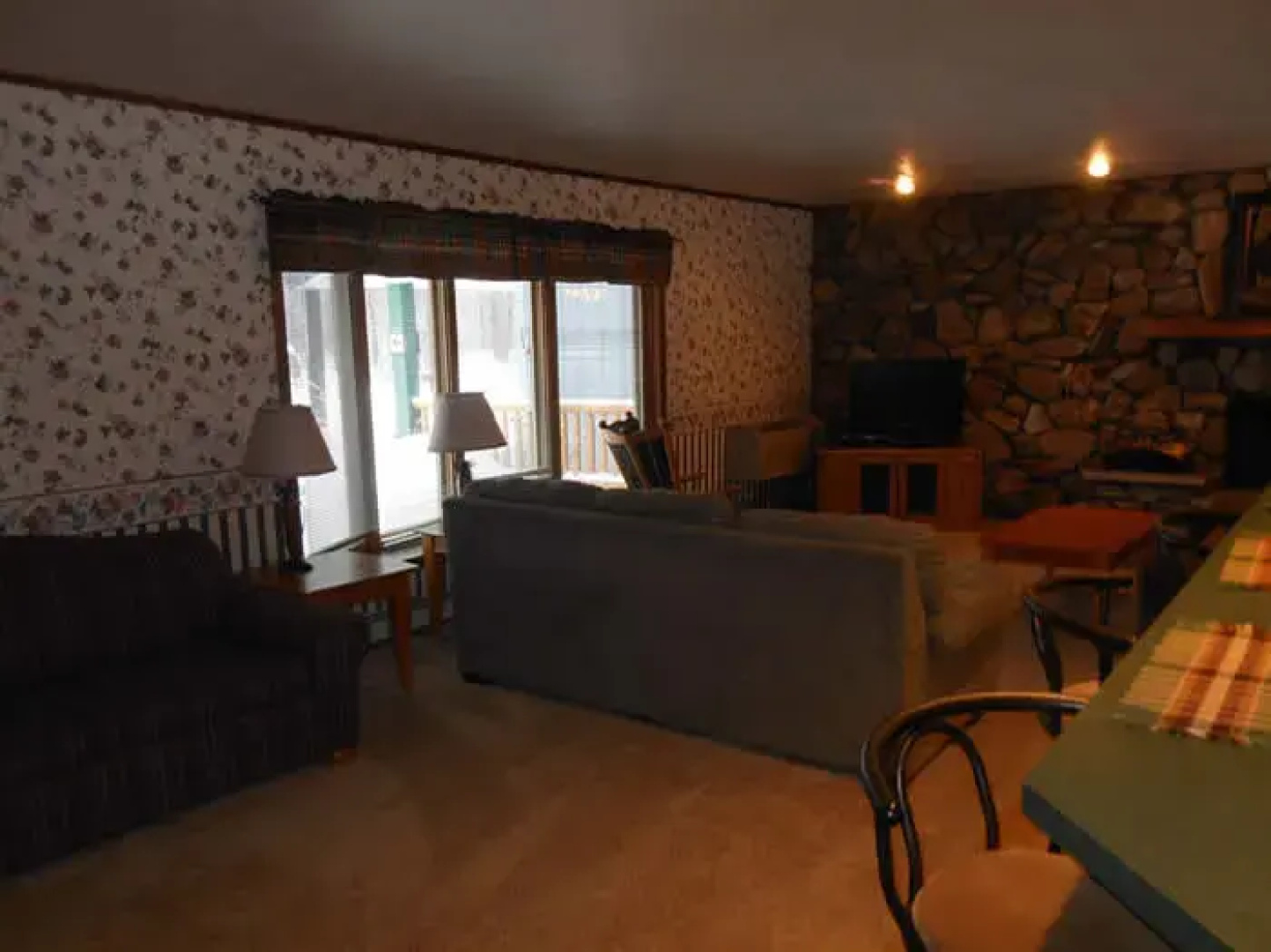 Rustic Manor Motor Lodge