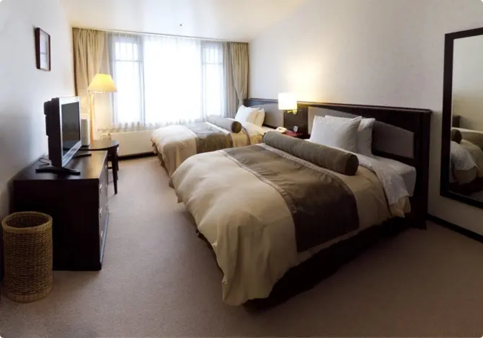 Yatsugatake Lodge Atelier Hotel