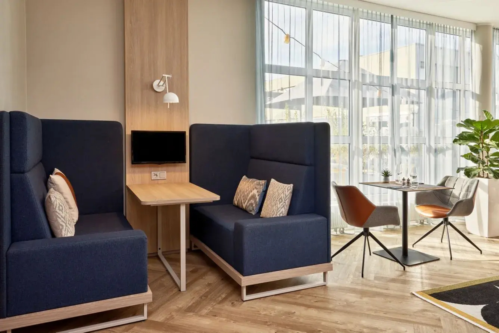 Отель Courtyard by Marriott Dortmund