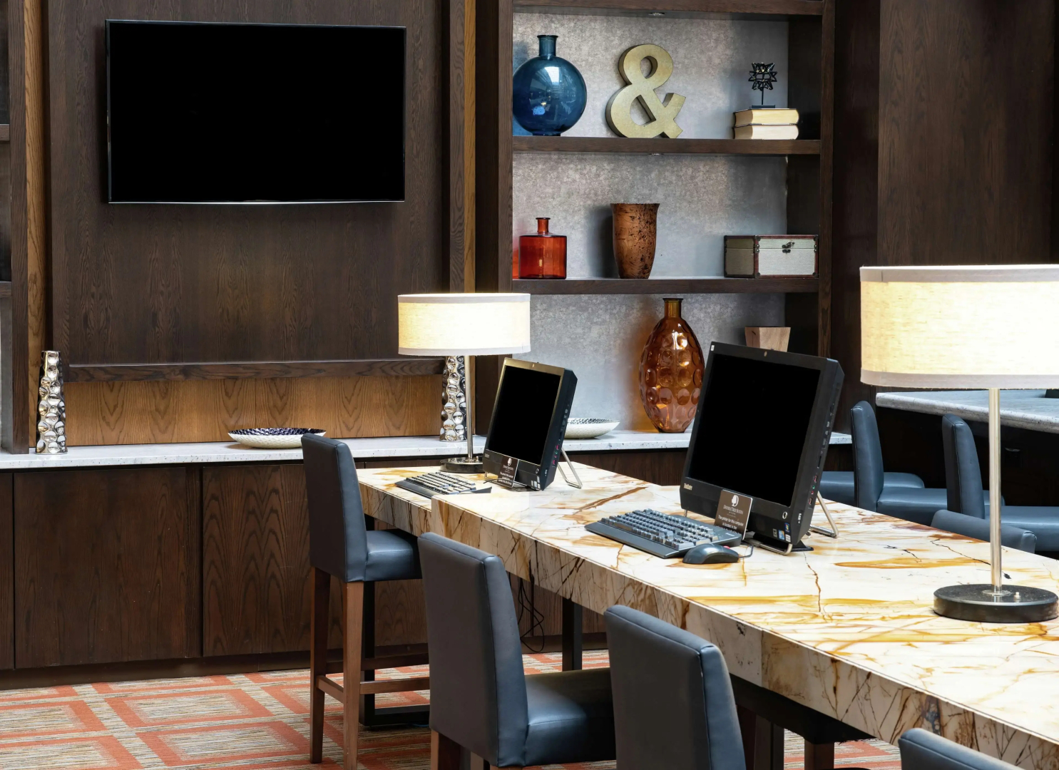 DoubleTree Suites by Hilton Hotel Philadelphia West
