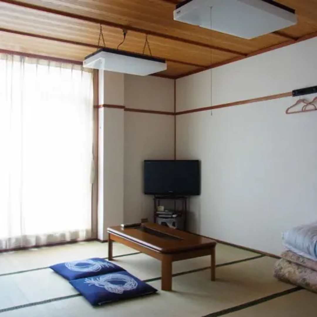 Business Ryokan Tatsumi