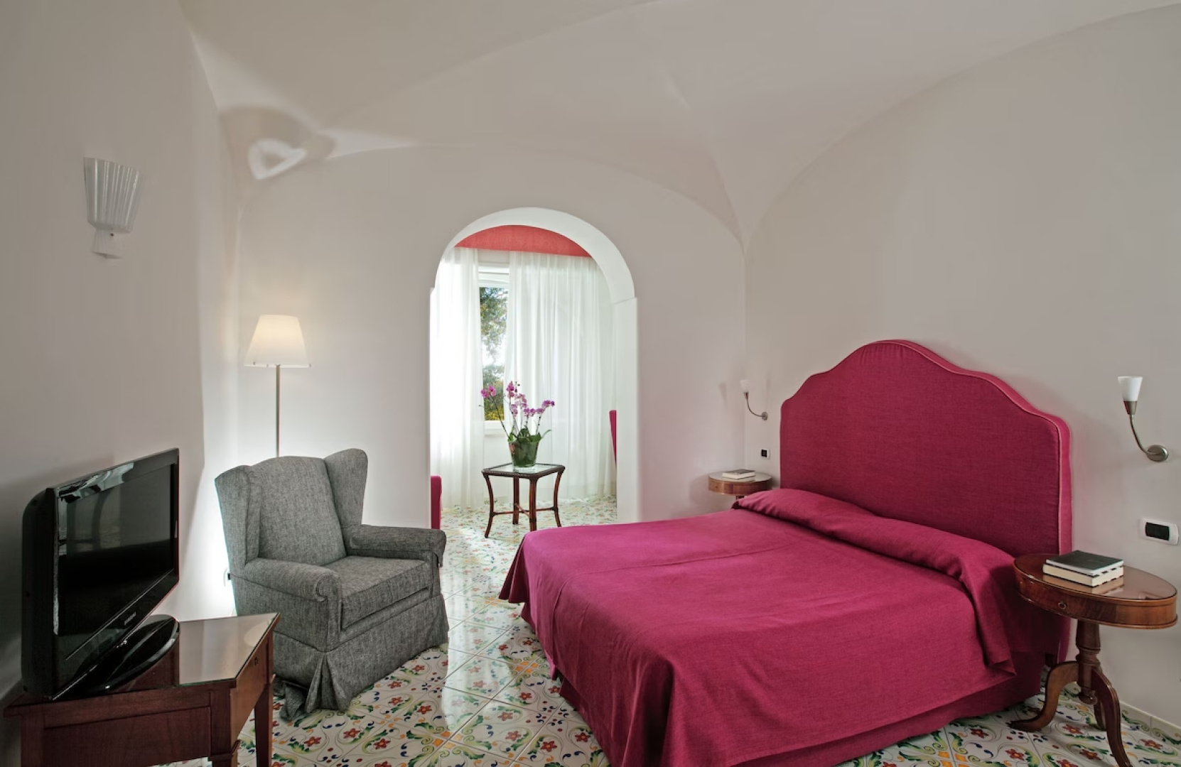 Отель Gatto Bianco Hotel & SPA