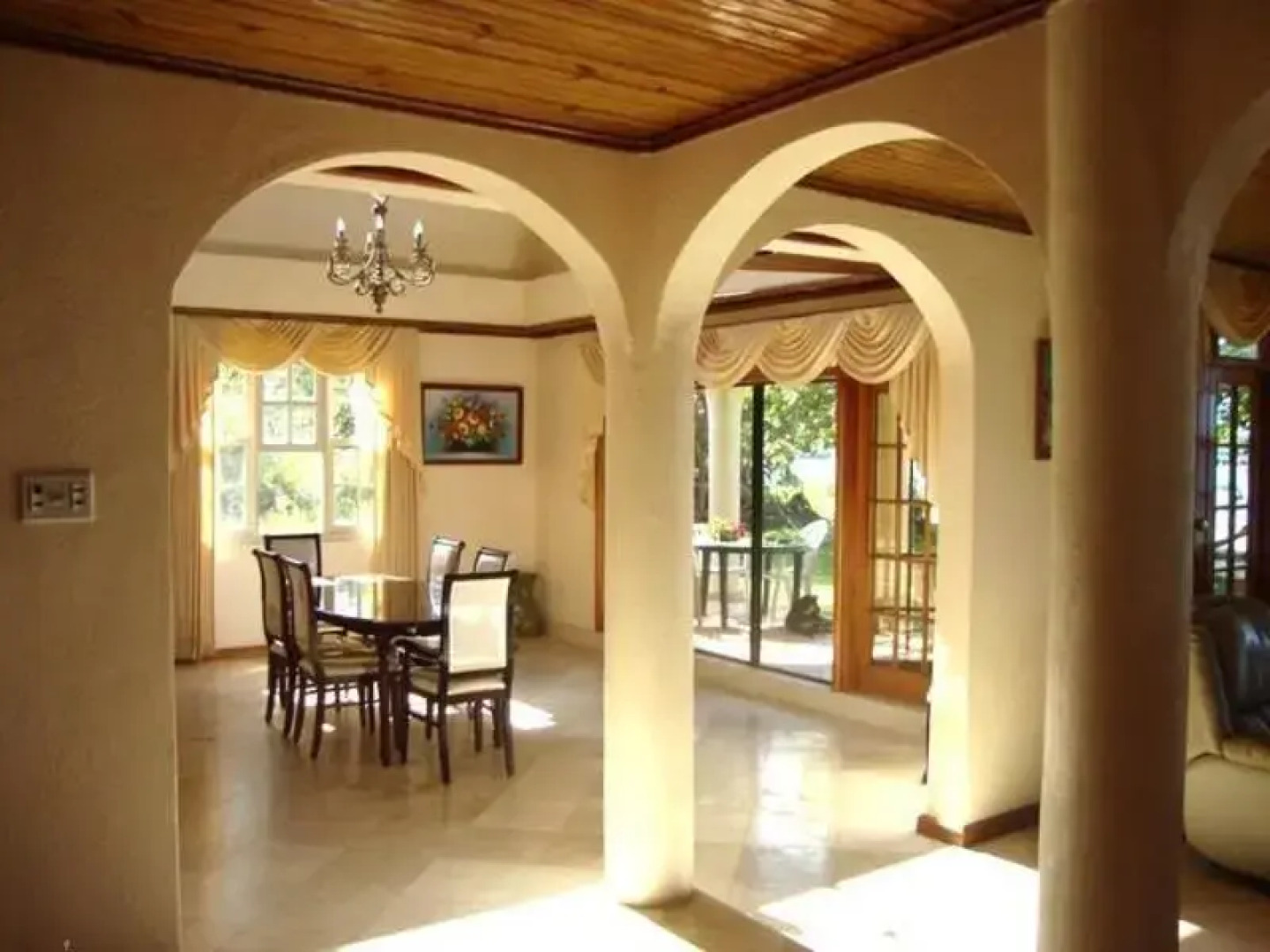 Paradise Majestic Beachfront