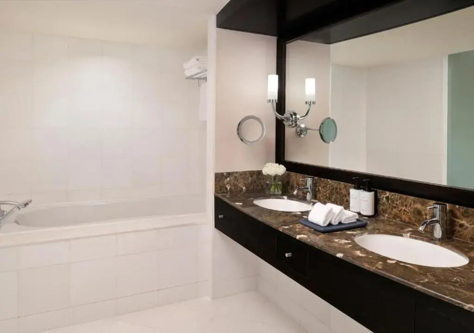 InterContinental Abu Dhabi by IHG