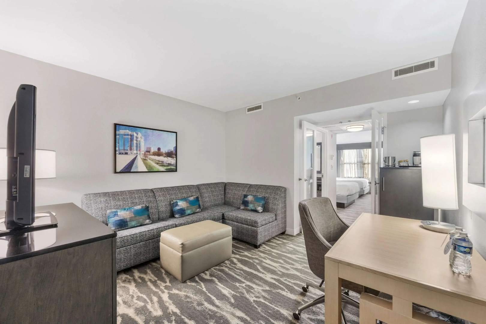 DoubleTree Suites by Hilton Hotel Huntsville South