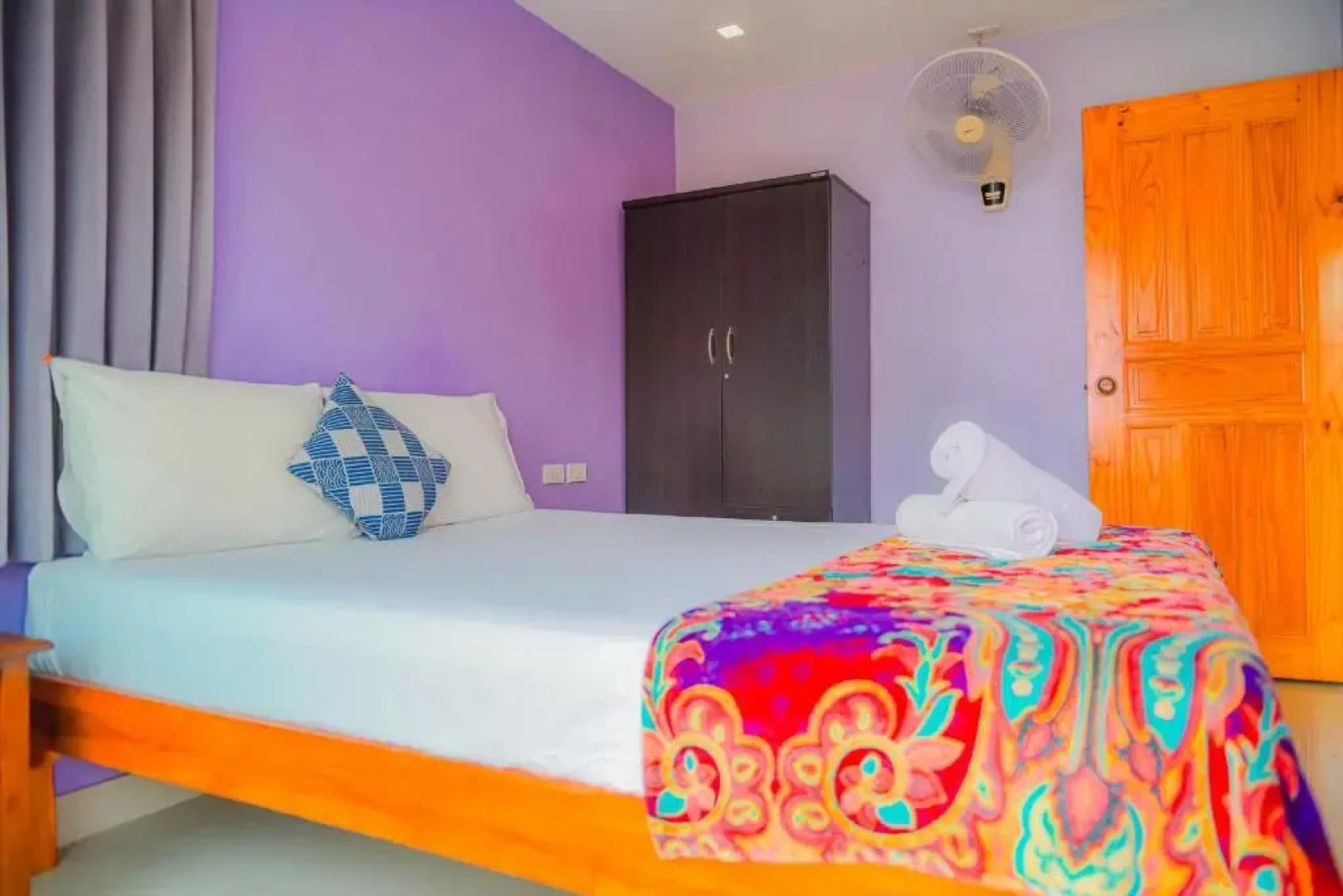 Patumnak Beach Guesthouse