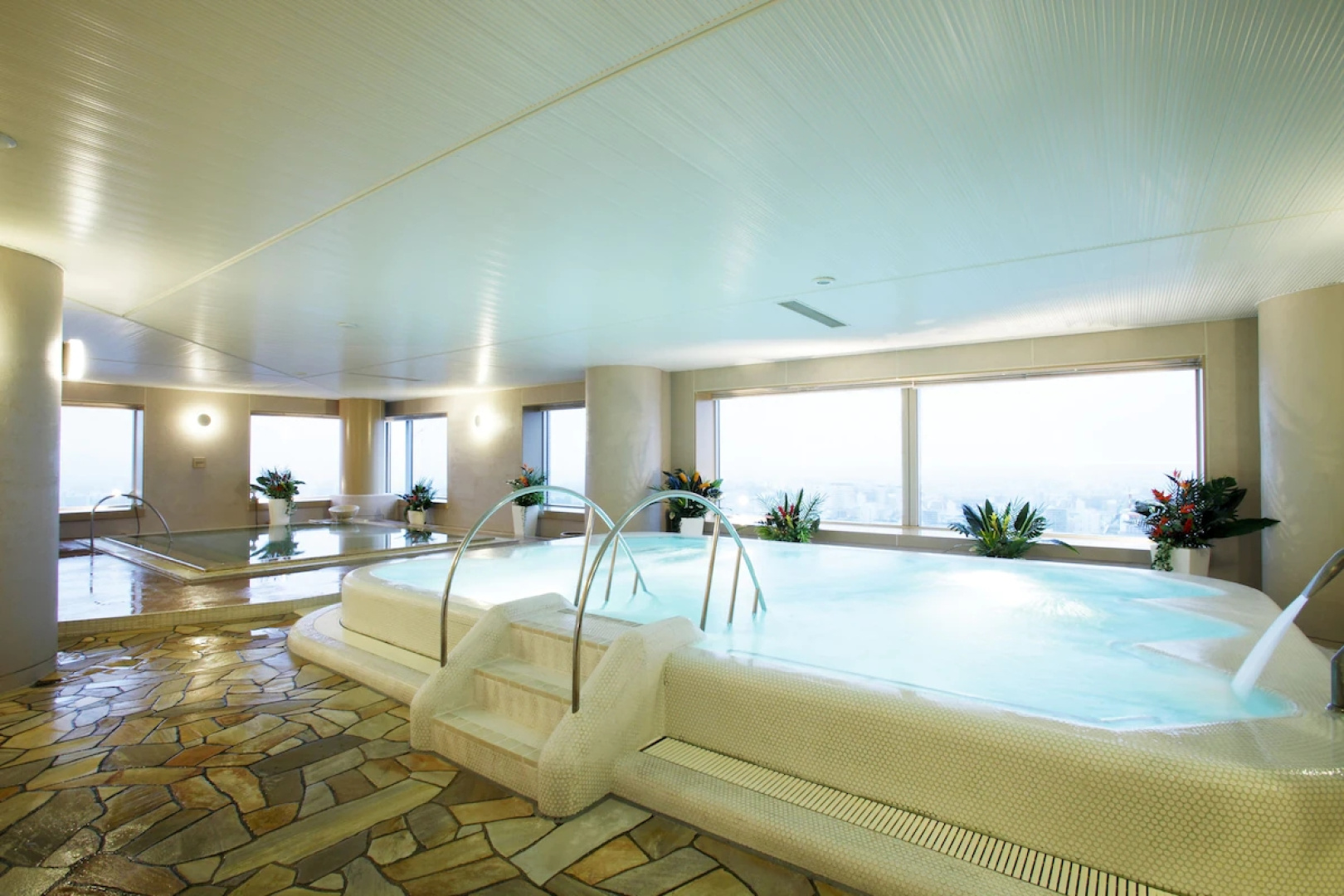 Отель JR Tower Nikko Sapporo
