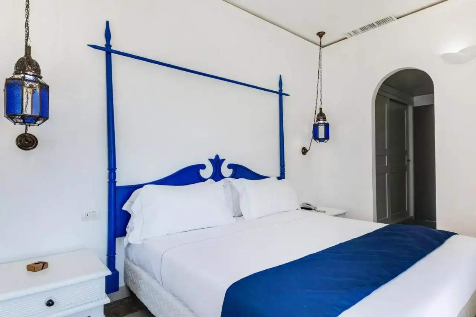 Phi Hotel Sighientu
