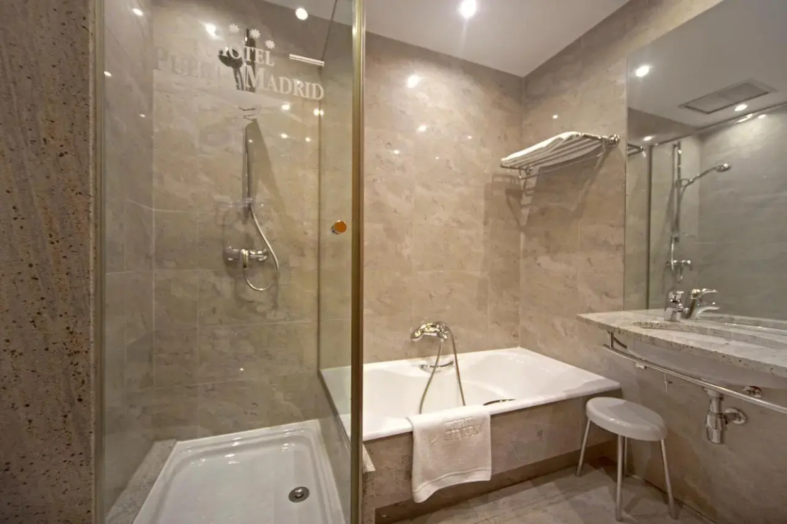 Отель Eurostars Puerta Madrid