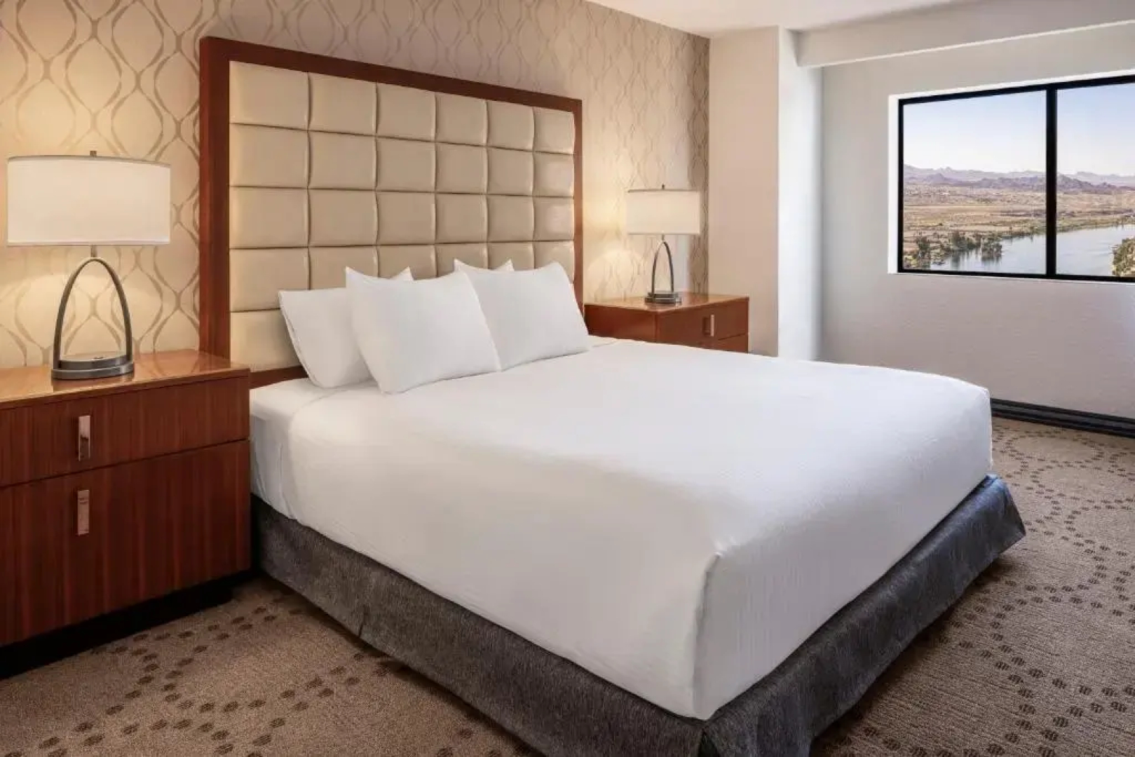 Harrah’s Laughlin - A Caesars Rewards Destination