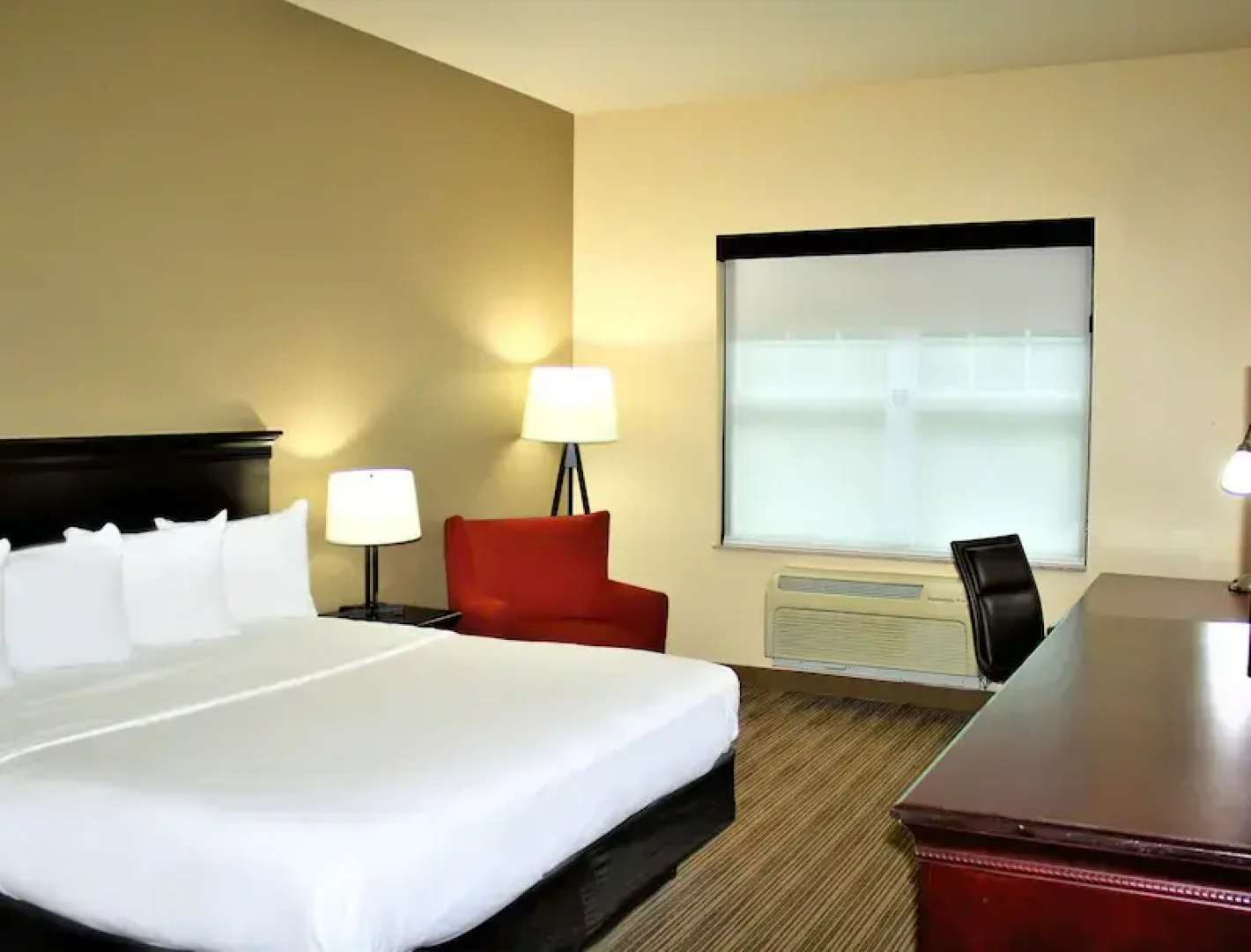 Country Inn & Suites by Radisson, Red Wing, MN