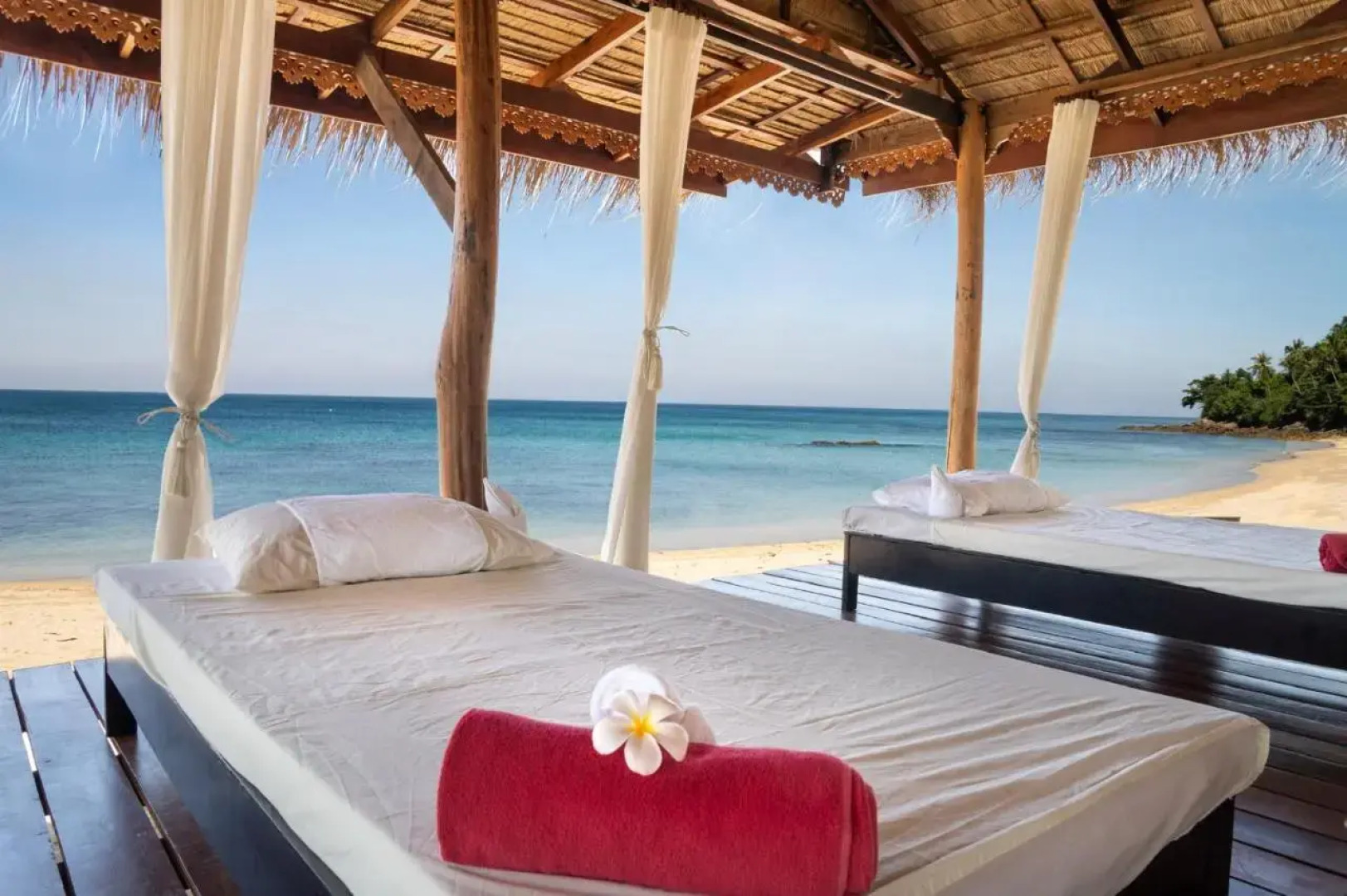 Курортный отель Lanta Palace Beach Resort and Spa