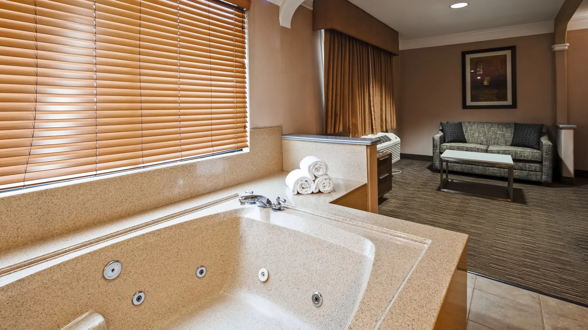 Best Western Plus Suites Hotel - Los Angeles LAX Airport