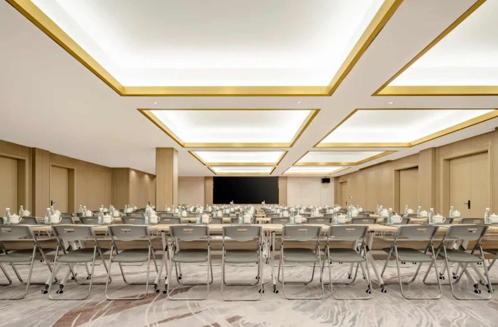 Отель New Century Mansion Cixi Guanhaiwei