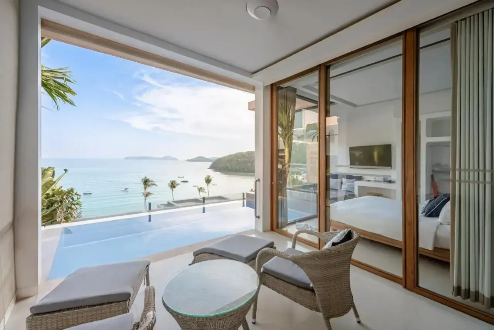 Курортный отель Bandara Pool Villas, Phuket