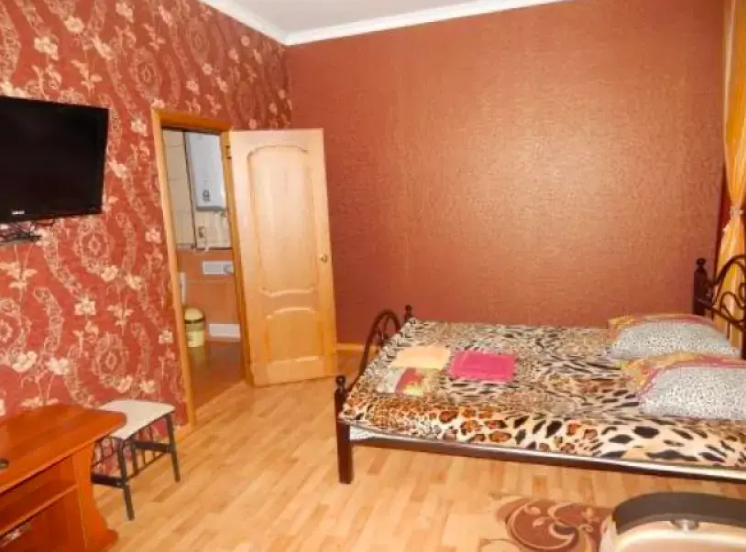 Hotel on Tomskaya 1G