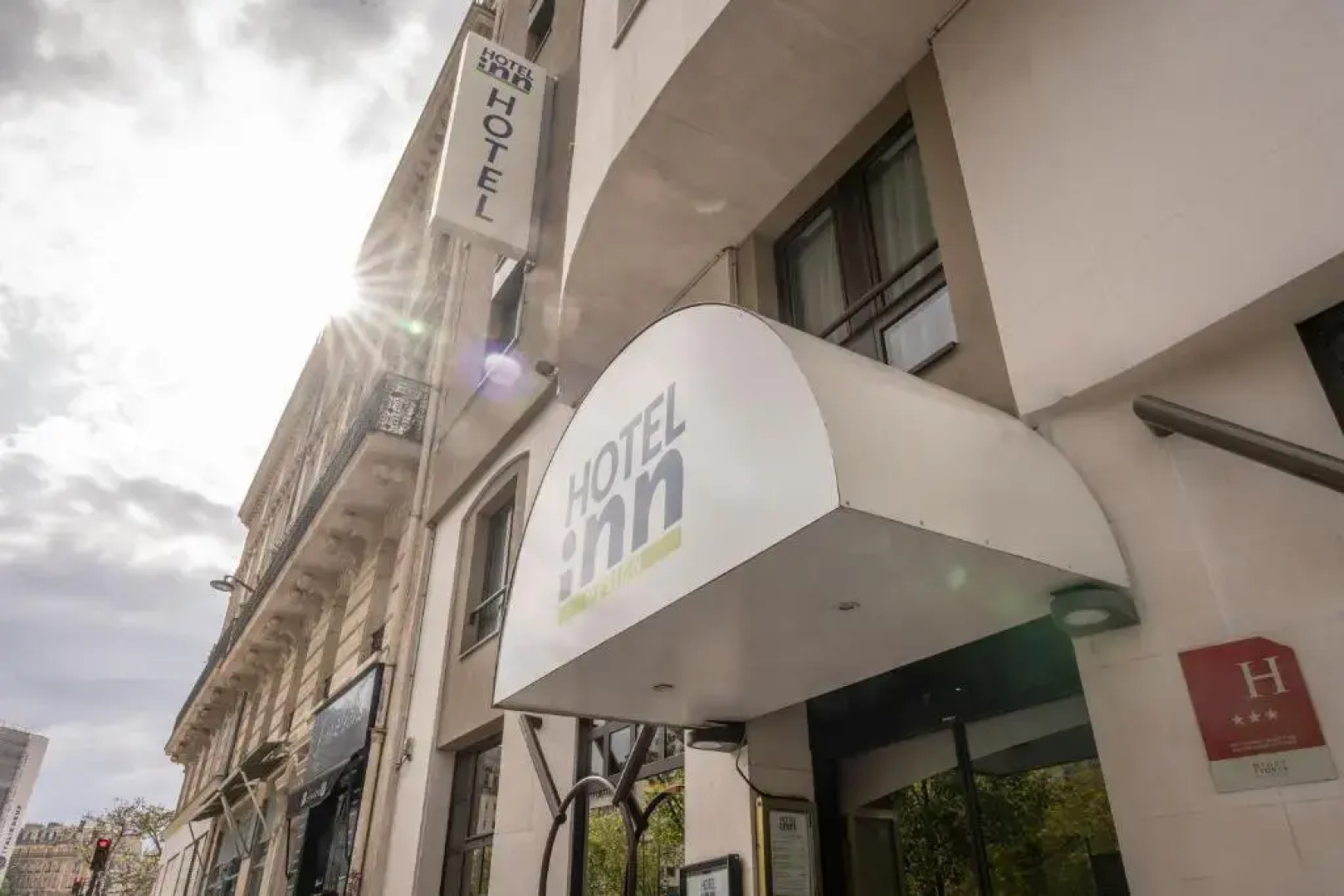 Отель Inn Design Paris Saint Quentin