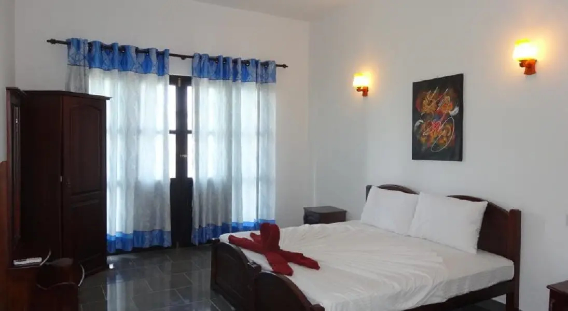 Estuary Beach Hotel