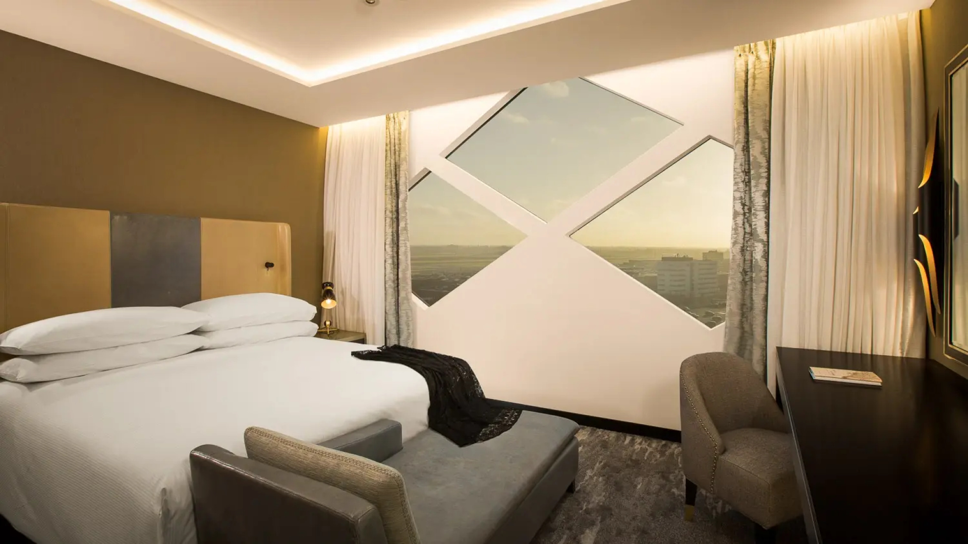 Отель Hilton Amsterdam Airport Schiphol