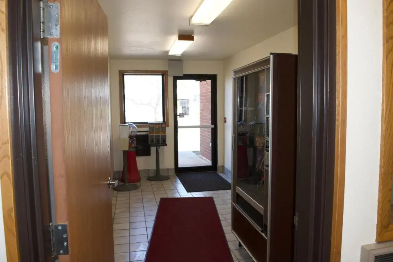 AmeriVu Inn & Suites
