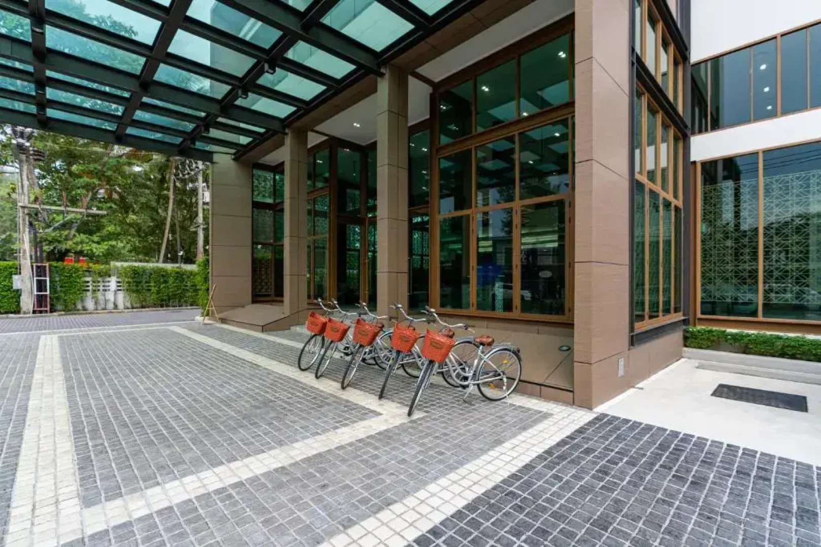 Bella Nara Phuket Naiyang Beach