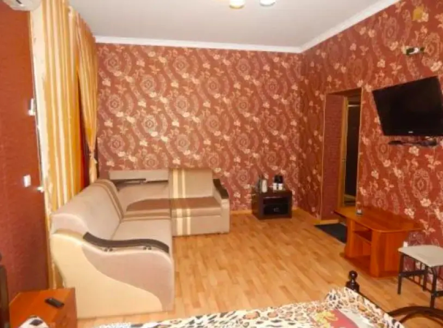 Hotel on Tomskaya 1G