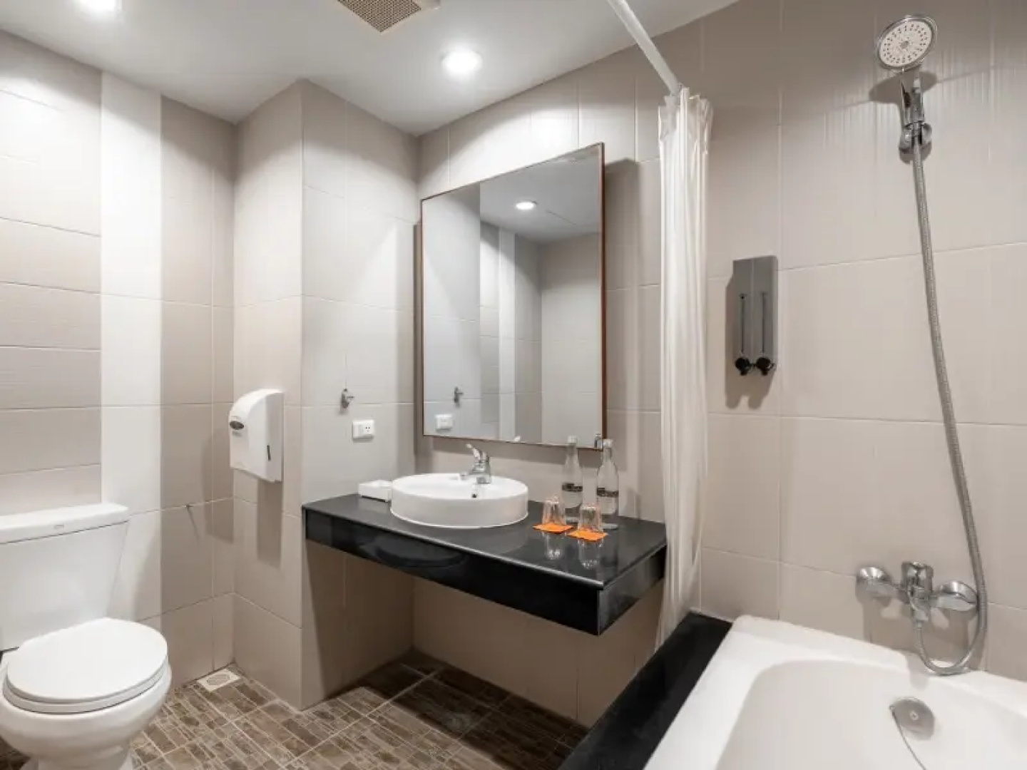 Kata Sea Breeze Resort