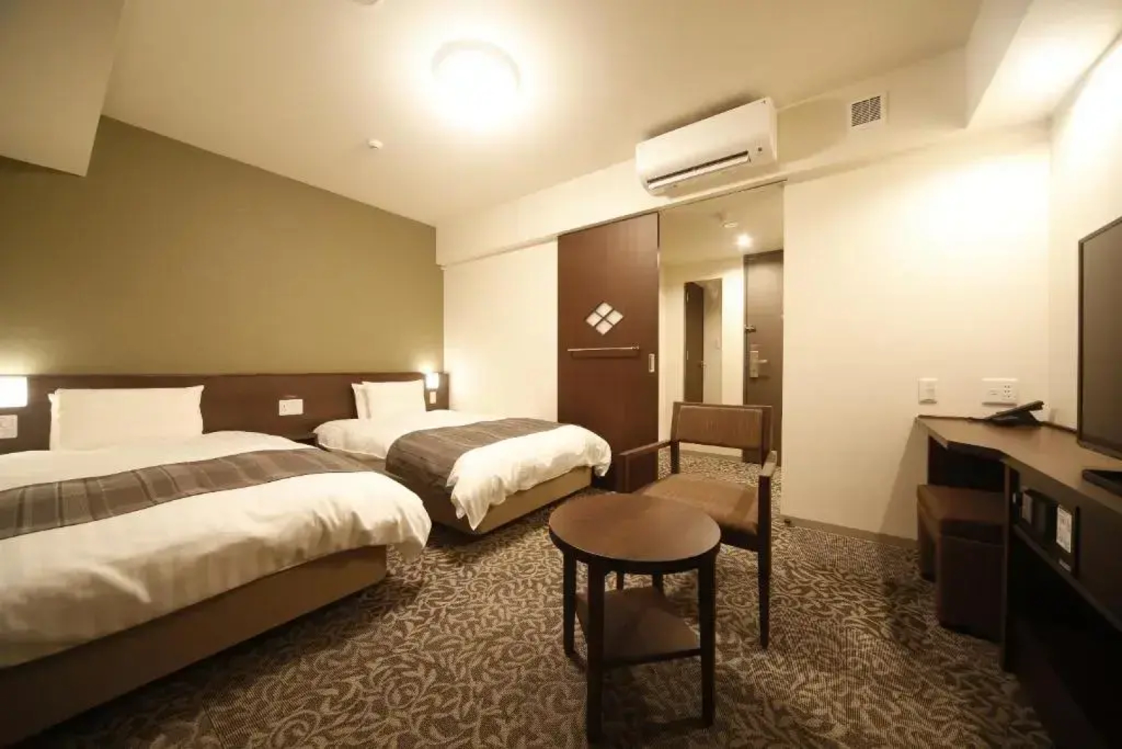 Отель Dormy Inn Kofu Marunouchi
