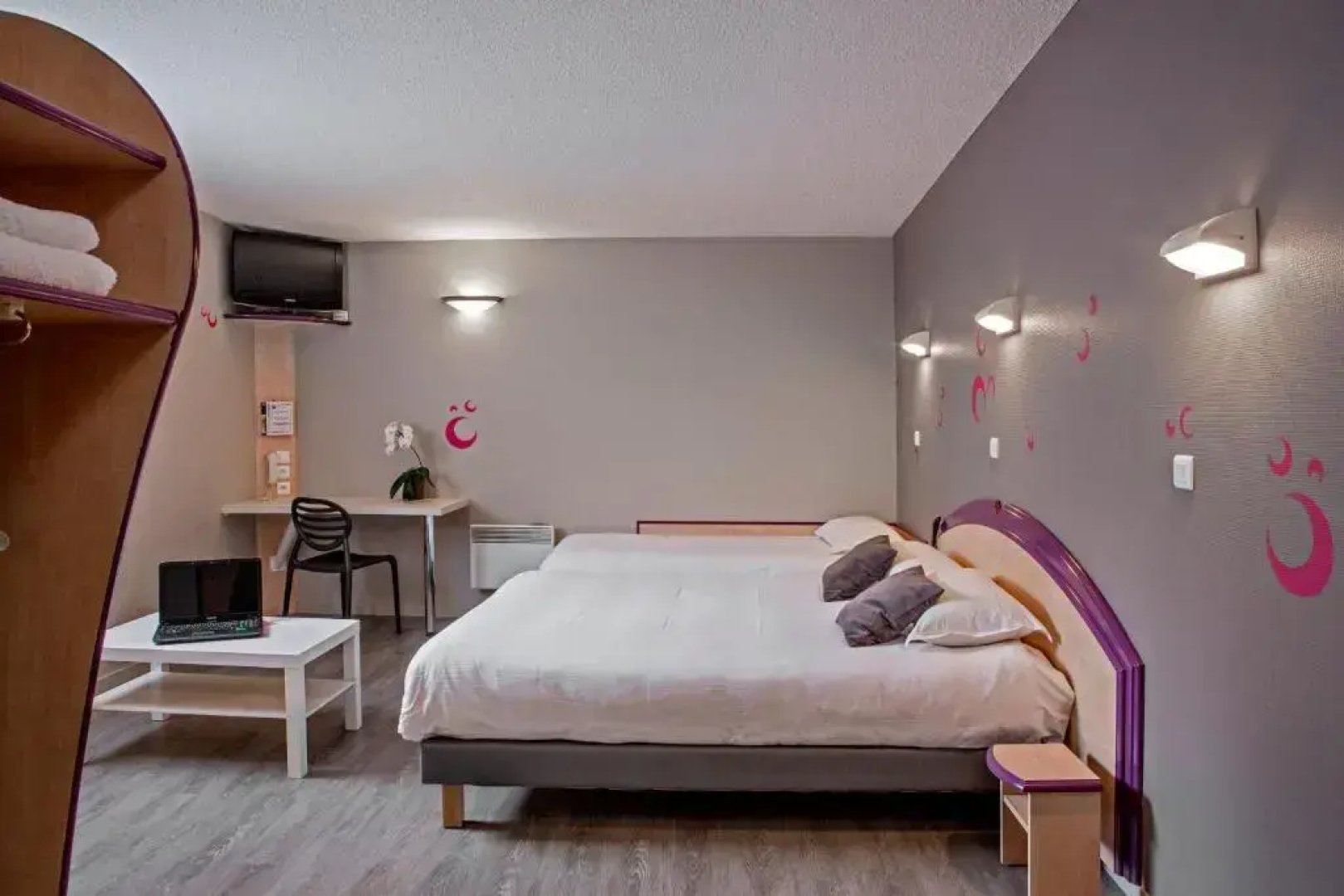Отель B&B Hotel Aurillac Le Lioran