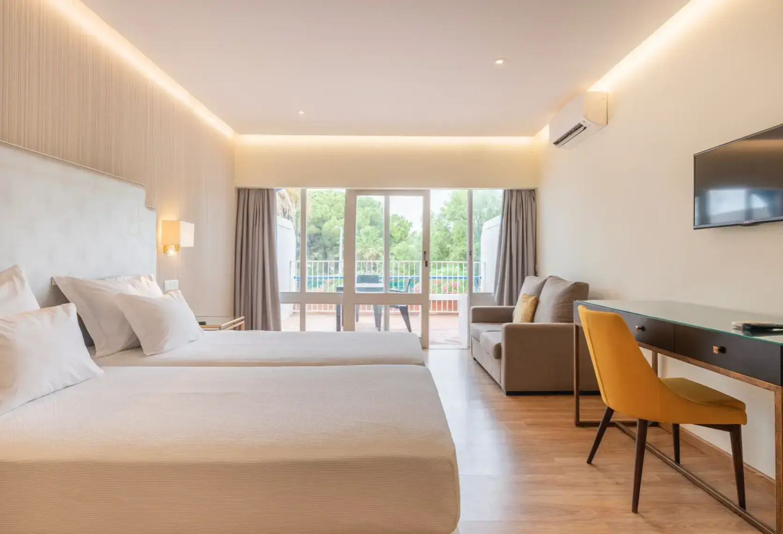 Carvoeiro Hotel