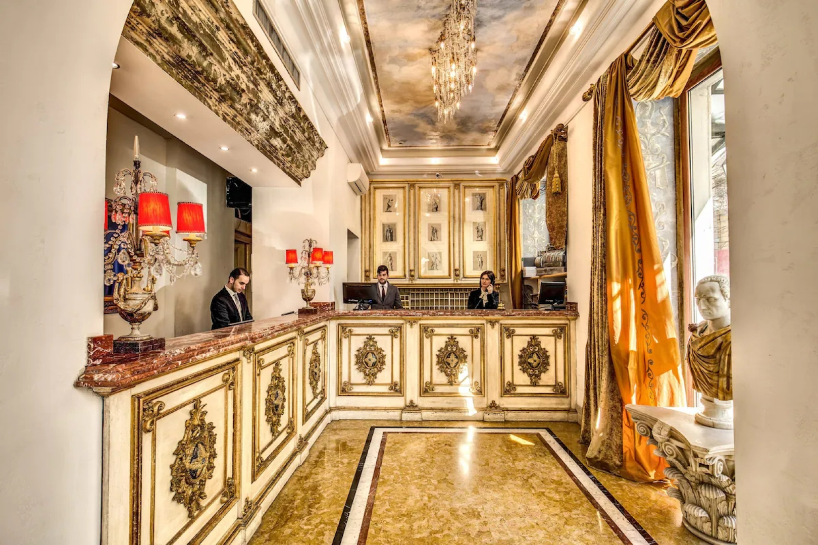 Отель Romanico Palace